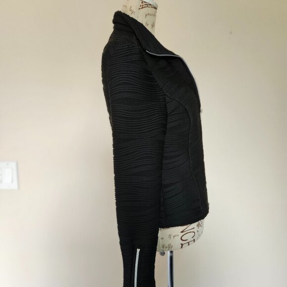 Jacket/Blazer - Picture 4 of 11